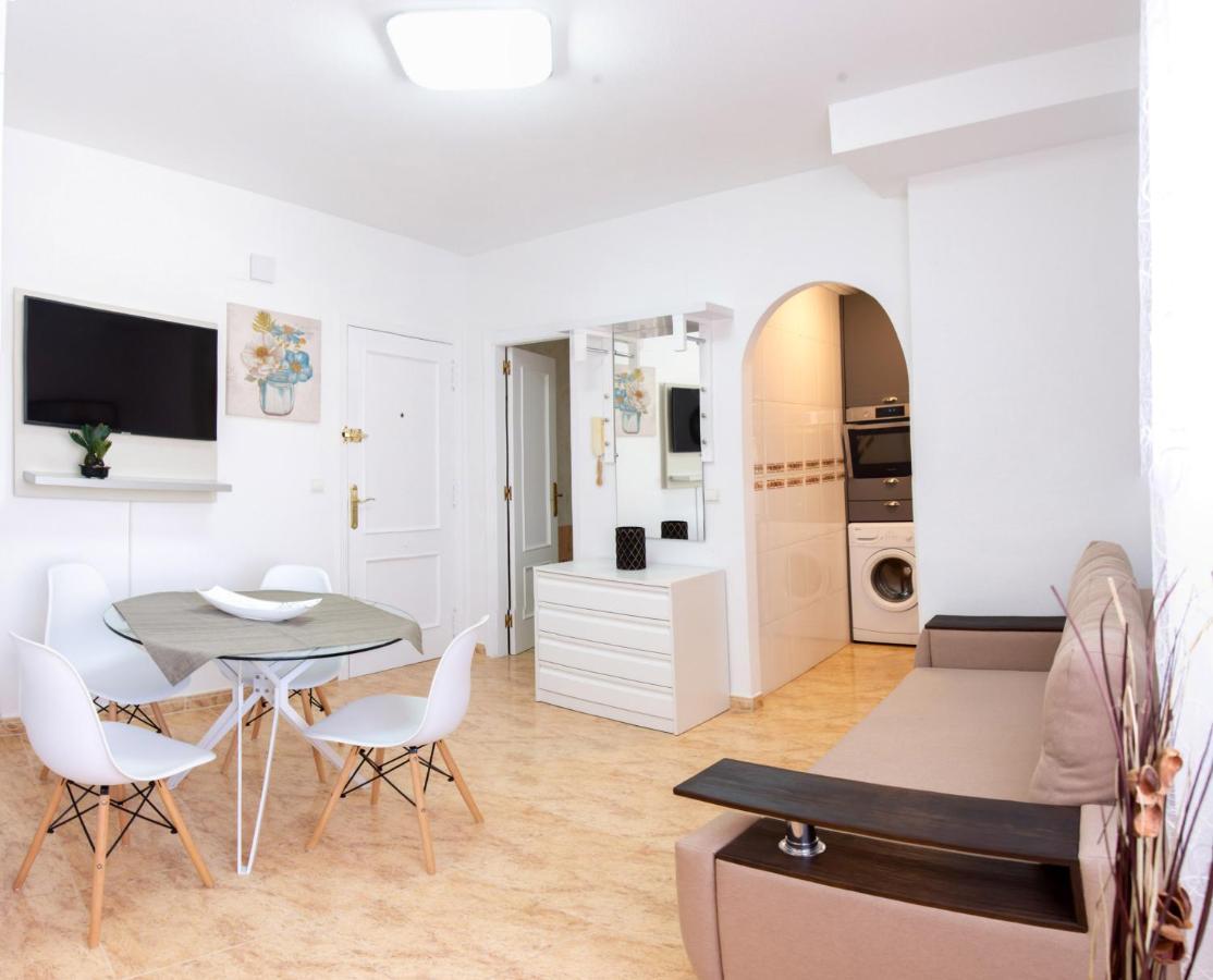 Holiday Suite Caballero De Rodas 92 Торевиеха Екстериор снимка