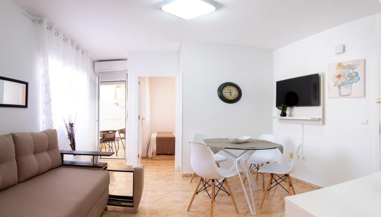 Holiday Suite Caballero De Rodas 92 Торевиеха Екстериор снимка