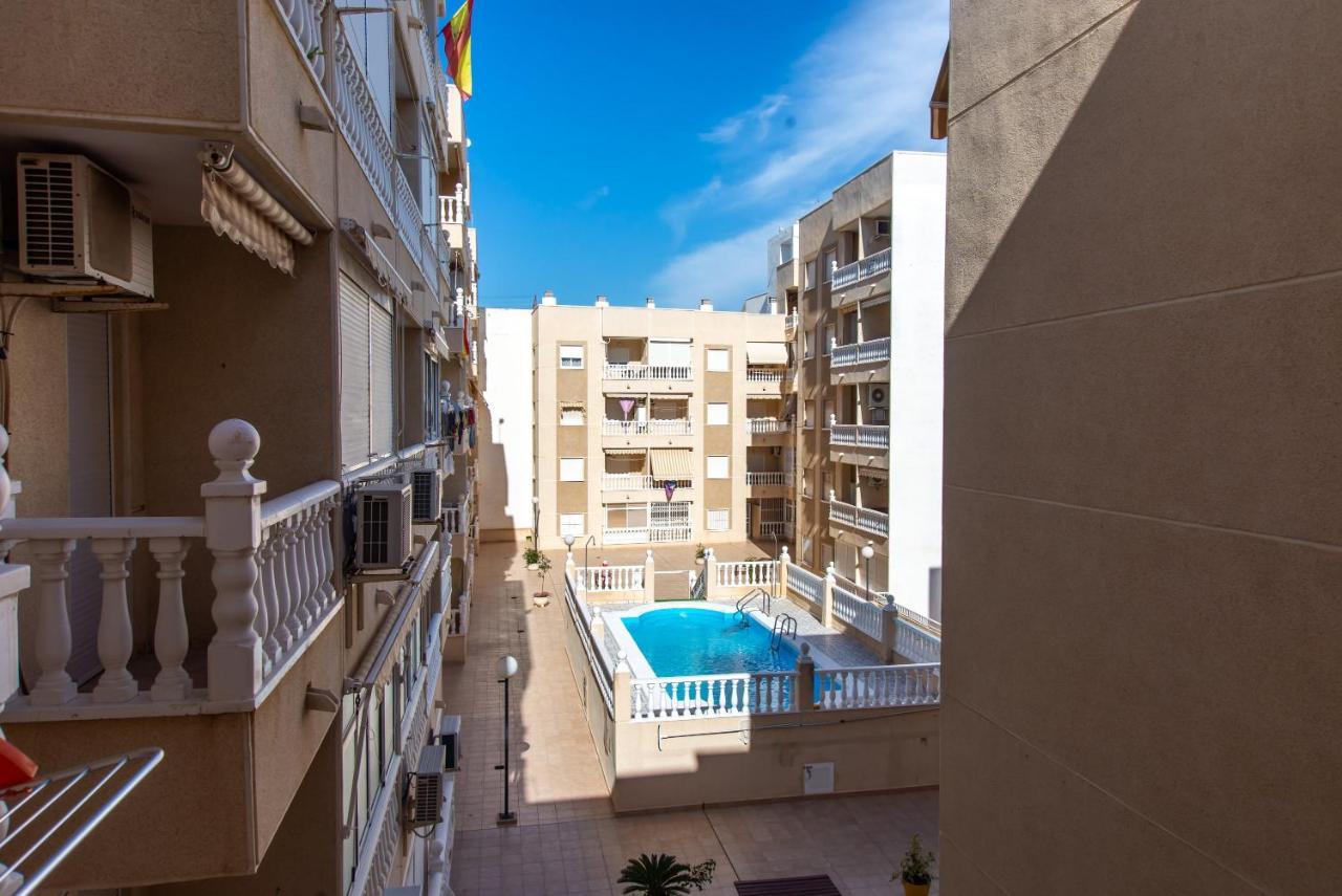 Holiday Suite Caballero De Rodas 92 Торевиеха Екстериор снимка